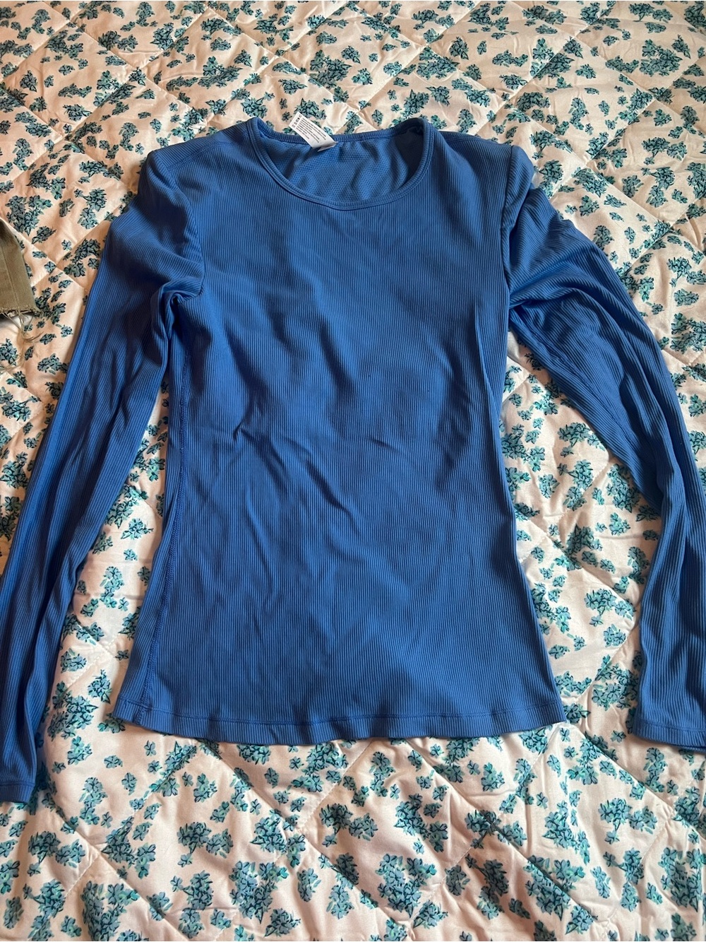 Yogalicious Ribbed Long-Sleeve Scoop Neck Top - Blue